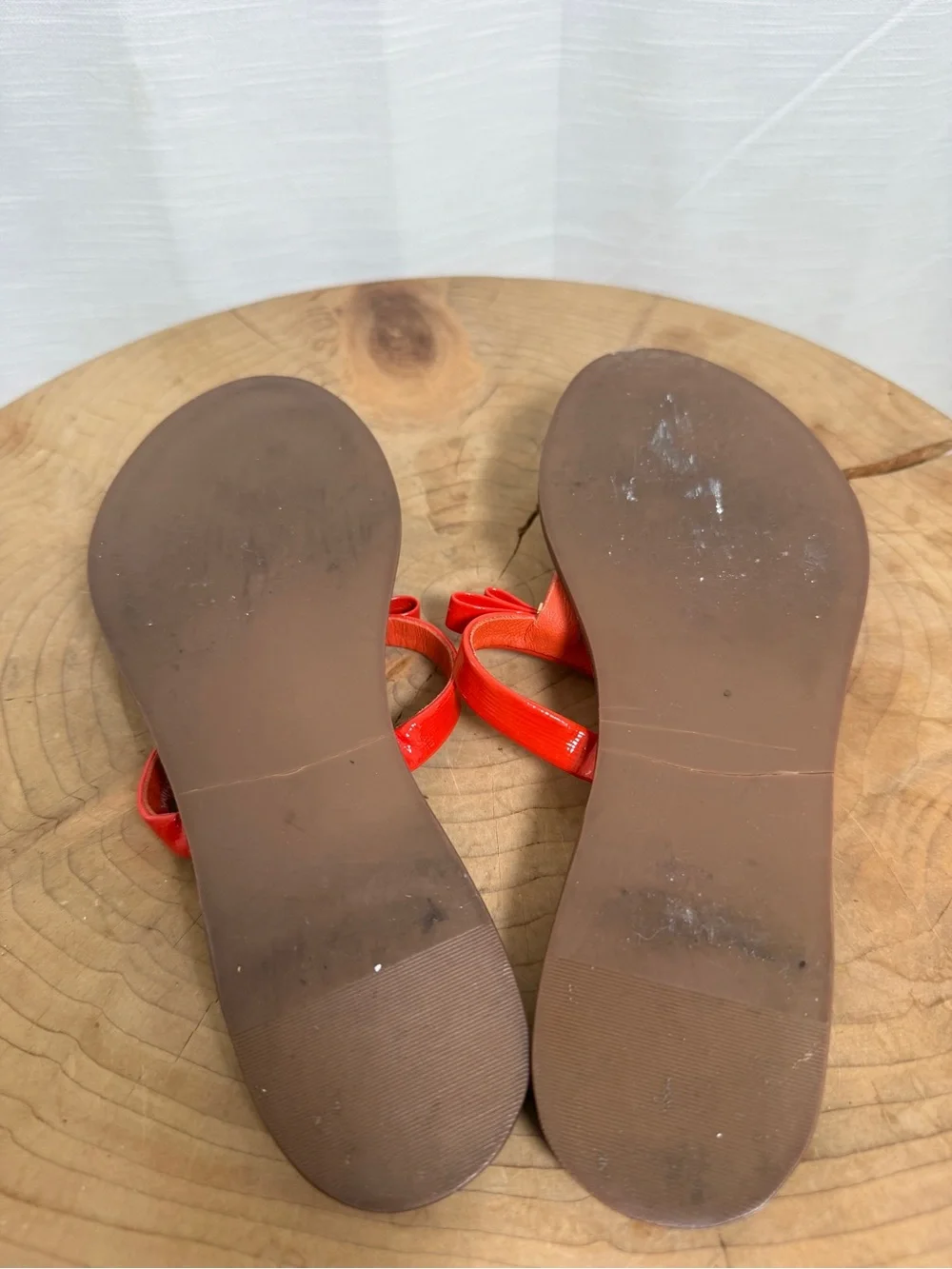 TORY BURCH Red Orange Patent Bow Sandals | Size 7.5